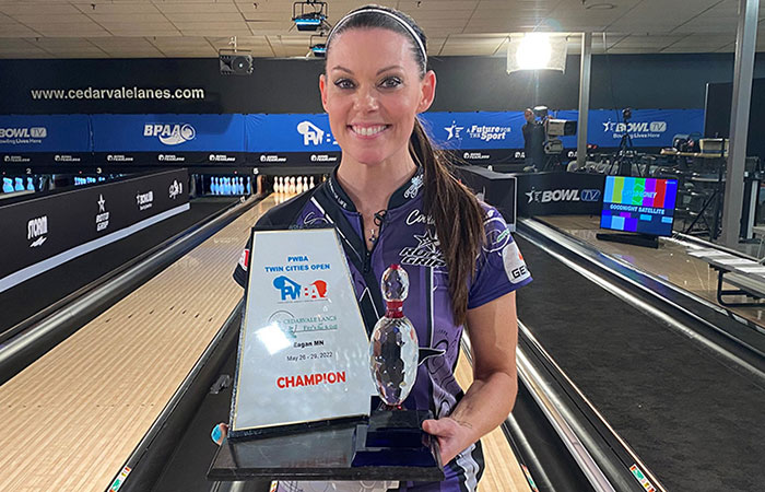 Shannon O'Keefe wins the 2022 PWBA Twin Cities Open